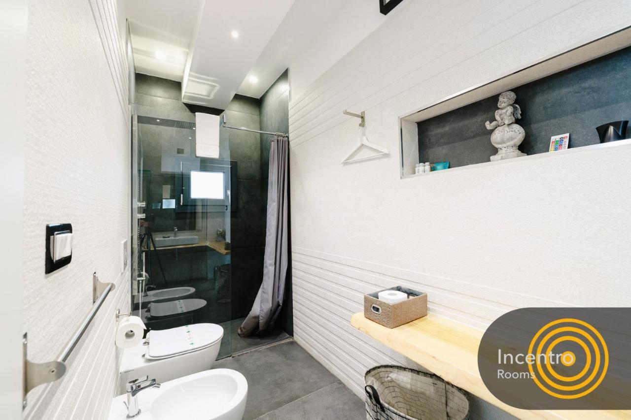 Incentro Rooms โปลีญาโนอามาเร ภายนอก รูปภาพ