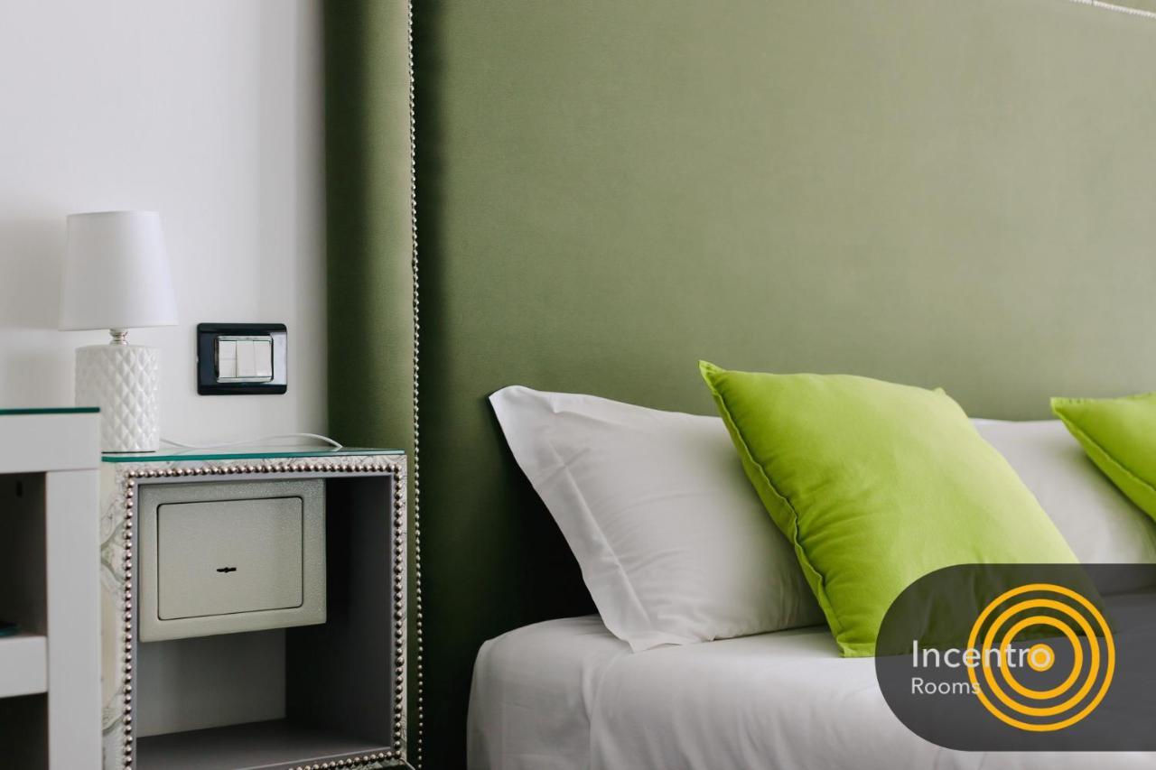 Incentro Rooms โปลีญาโนอามาเร ภายนอก รูปภาพ