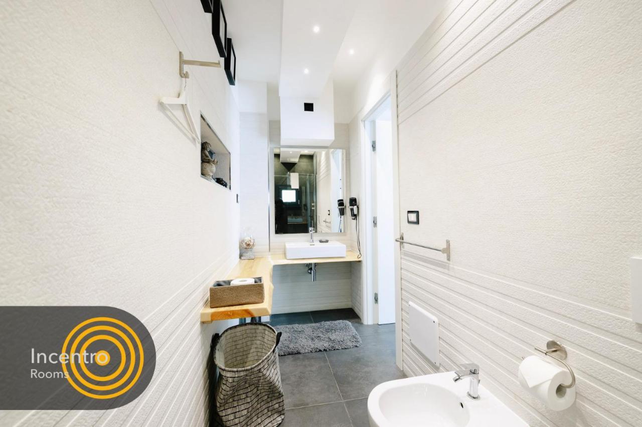 Incentro Rooms โปลีญาโนอามาเร ภายนอก รูปภาพ