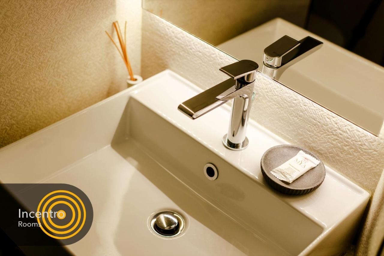 Incentro Rooms โปลีญาโนอามาเร ภายนอก รูปภาพ